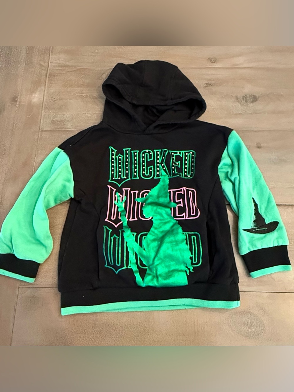 Wicked Girls Sweatshirt Hoodie Shirt Elphaba Movie Sz XS 4/5 Preowned